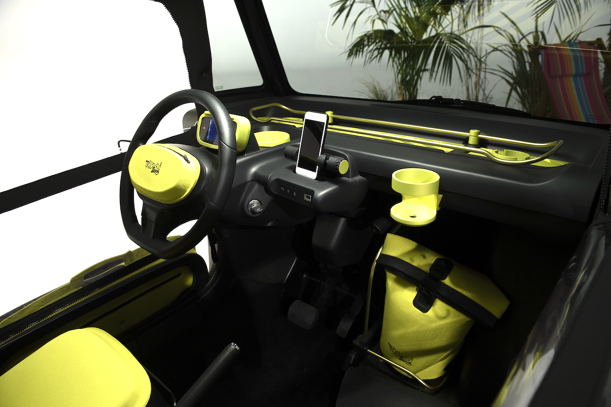 Citroen Ami Buggy interior dashboard